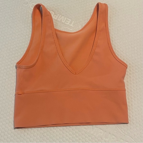 LULULEMON RIBBED REVERSIBLE TANK - Picture 2 of 3
